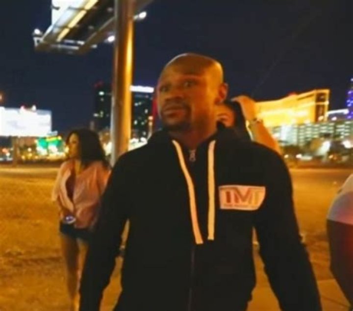 Floyd Mayweather Death News: Is He Dead Or Alive? Rumors Explained